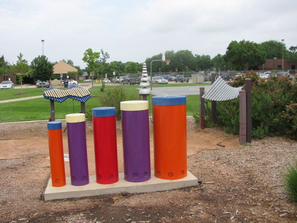 Outdoor children's instruments